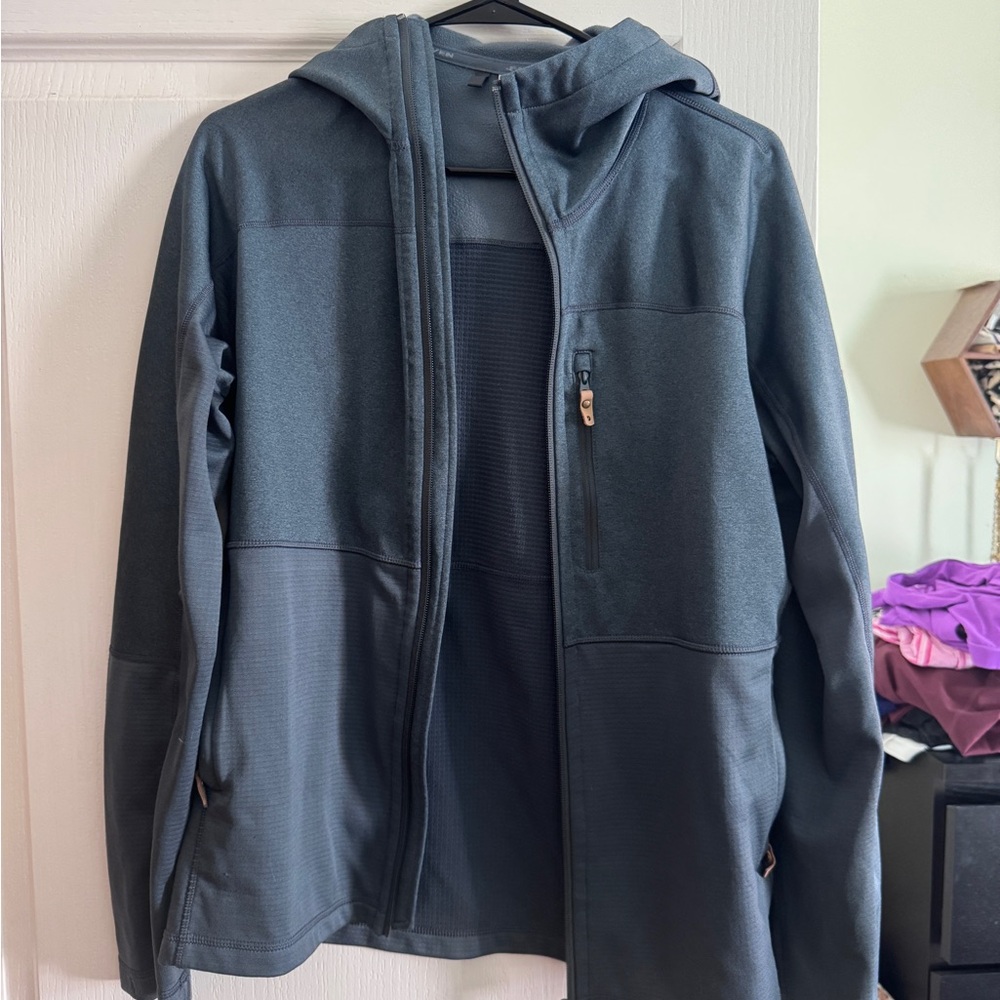 Fjallraven Women's Dark Gray Lightweight Jacket